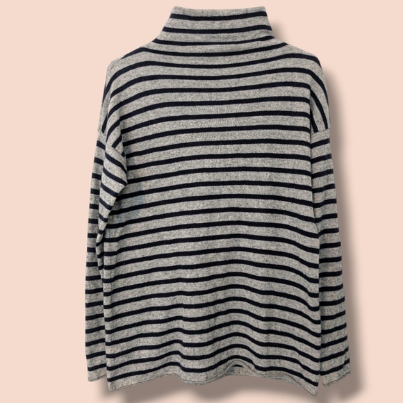 Vince Grey Black Stripe Wool Cashmere Long Sleeve Turtleneck Sweater Essential - Picture 3 of 11